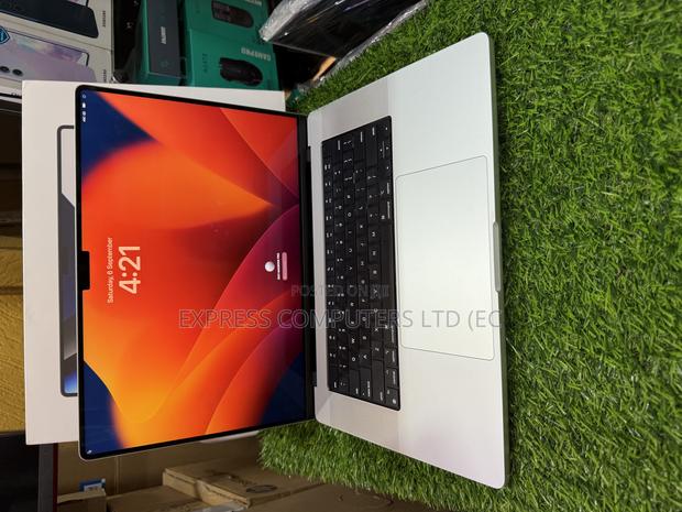 Laptop Apple MacBook Pro 2021 M1 16GB Apple M1 Pro SSD 1T · Photo 8