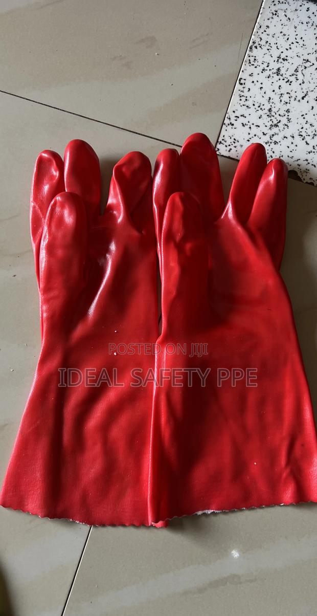 Rubber Gloves, Cleaning Gloves Or Household Gloves · Photo 3
