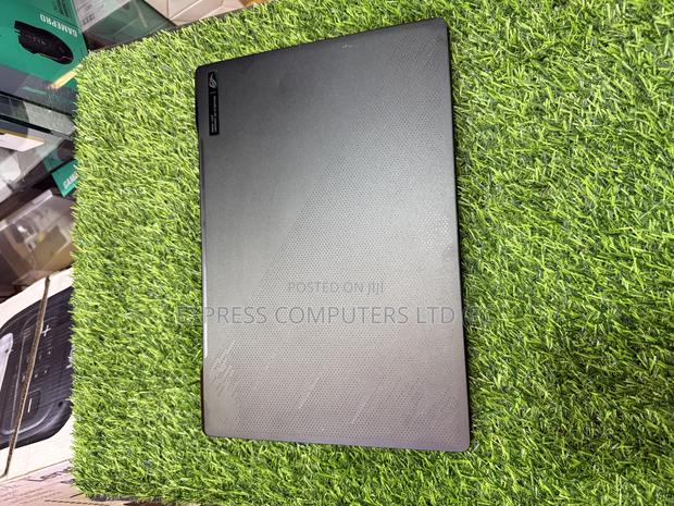 Laptop Asus ROG Zephyrus M16 GU603HR 24GB Intel Core I9 SSD 1T · Photo 5