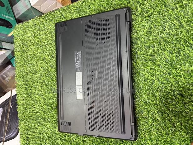 Laptop Asus ROG Zephyrus M16 GU603HR 24GB Intel Core I9 SSD 1T · Photo 4