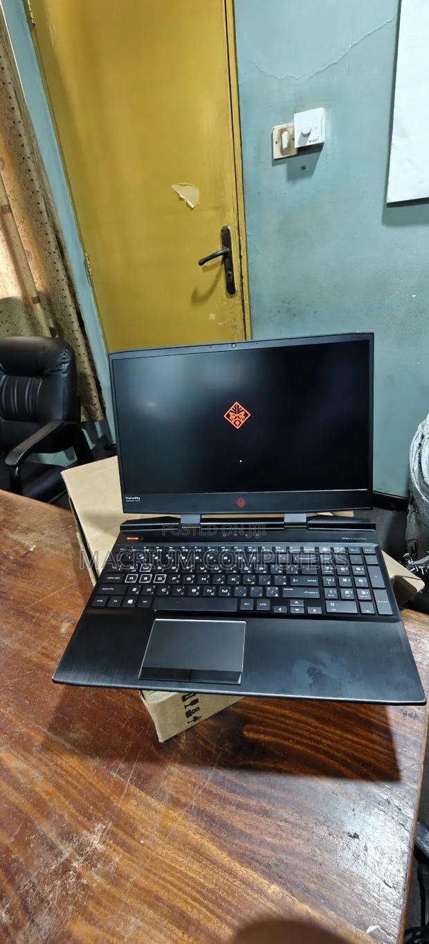 Laptop HP Omen 15-dh002nr 16GB Intel Core i7 SSD 512GB · Photo 4