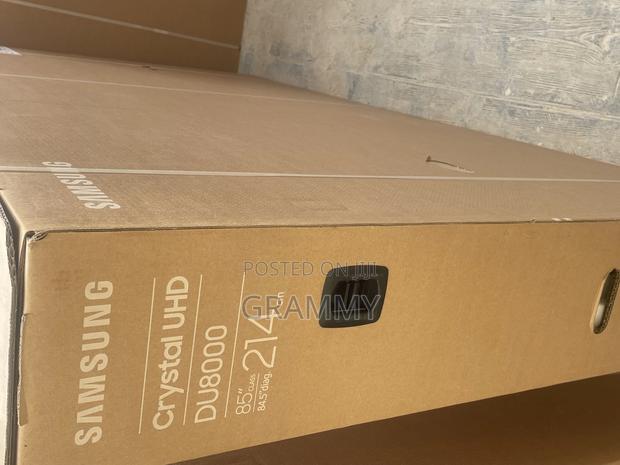 Brand New Crystal Uhd Du8000 Smart Tv 85 Inches · Photo 2