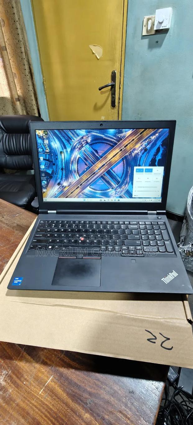 Laptop Lenovo Thinkpad P15s 32GB Intel Core i7 SSD 1T · Photo 2