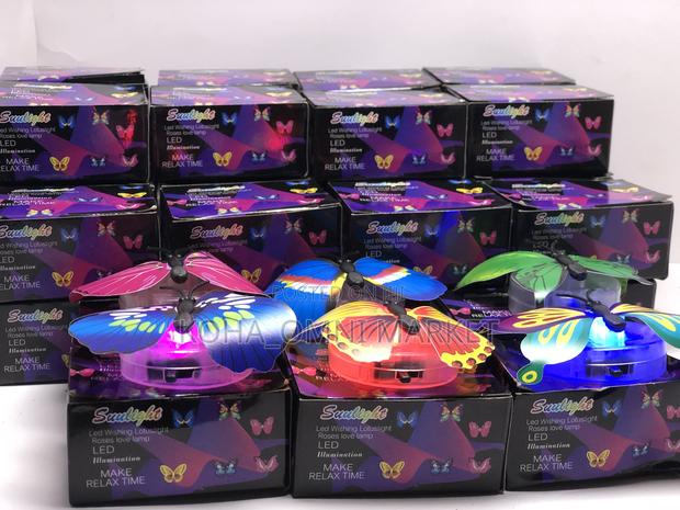 6 PCS Butterfly Led Light · Photo 3