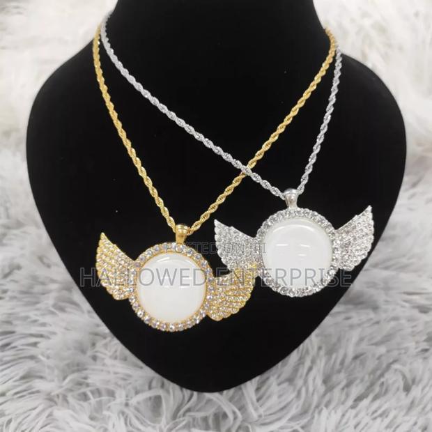 Stainless Steel Chain Sublimation Customization Wing Jewelry Necklace · Photo 3