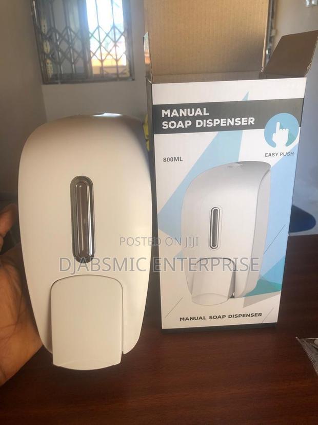 Manual Soap Dispenser · Photo 1