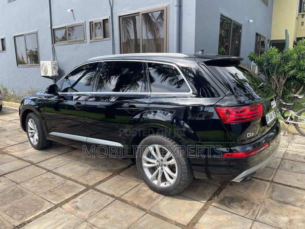 Audi Q7 3.0T Premium AWD quattro 2018 Black · Photo 5