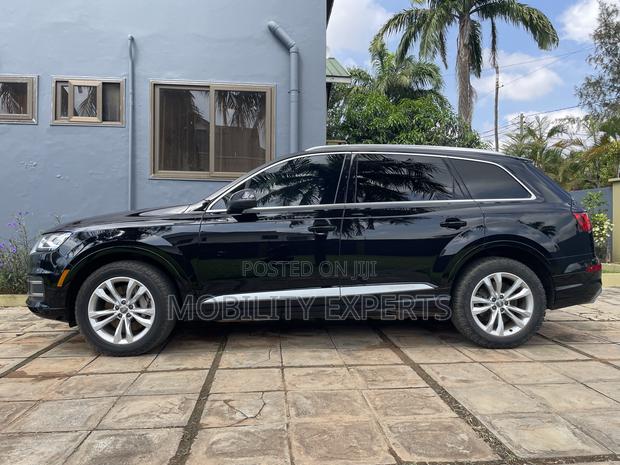 Audi Q7 3.0T Premium AWD quattro 2018 Black · Photo 3