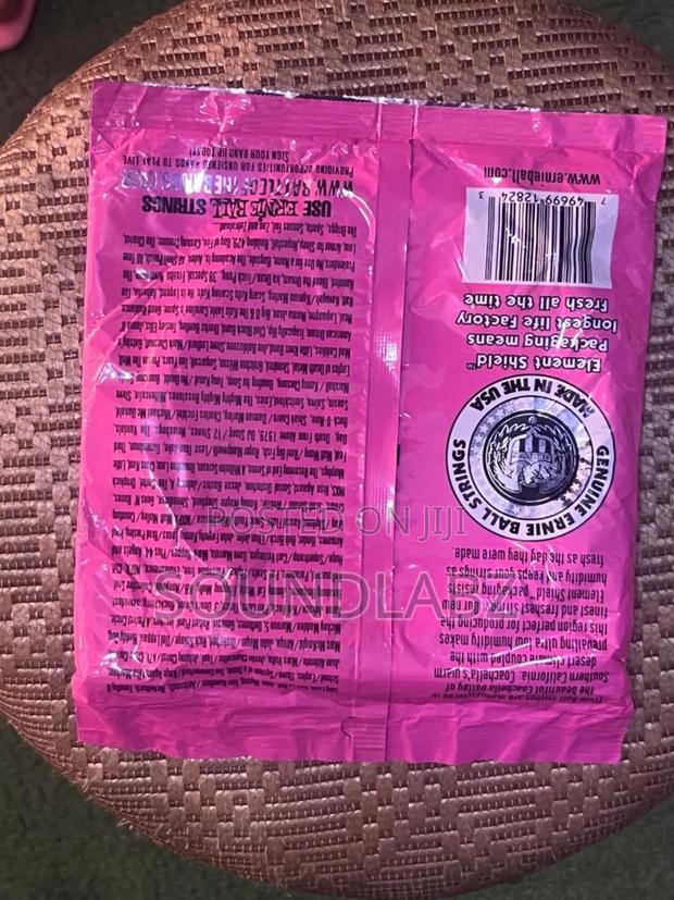 Ernie Ball Super Slinky 5-string Bass Strings · Photo 2