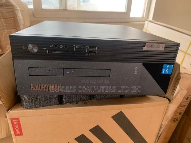 New Lenovo ThinkCentre Neo 30A 8GB Intel Core I3 SSD 256GB · Photo 6