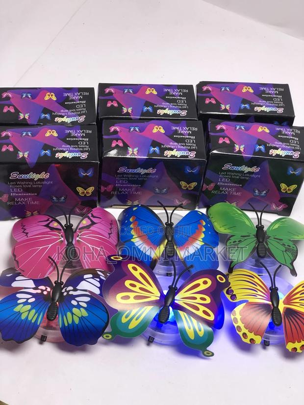 6 PCS Butterfly Led Light · Photo 5