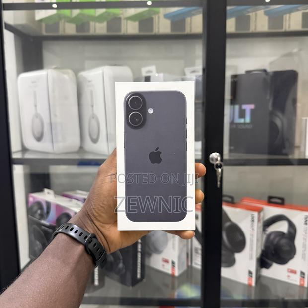 New Apple iPhone 17 512 GB Black · Photo 2