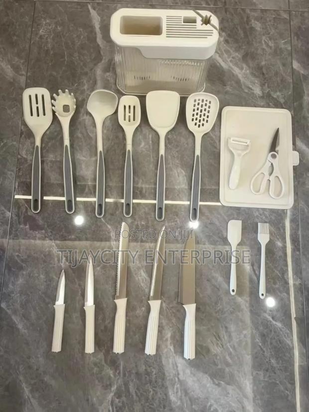 Silicone Utensils and Knives Set · Photo 4
