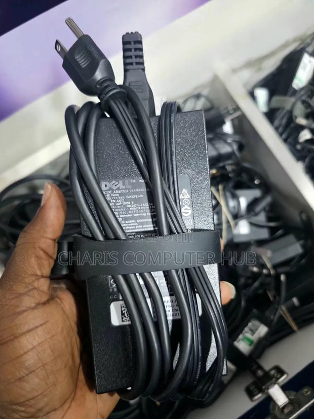 Dell 130 Watts Big Pin Charger · Photo 3