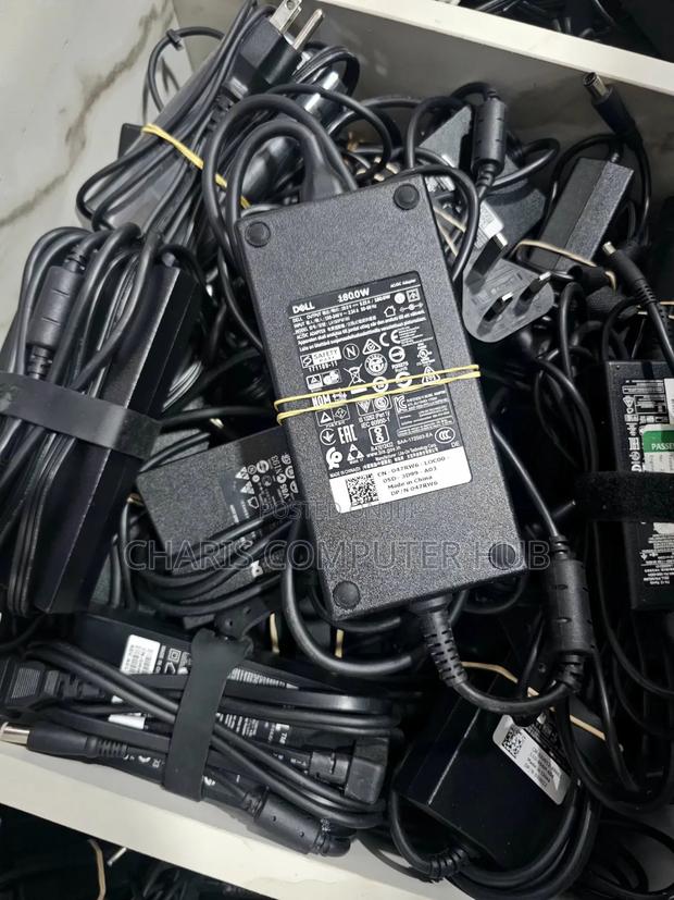 Dell 180 Watts Big Pin Charger · Photo 2