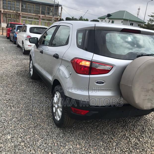 Ford Ecosport 2016 Silver · Photo 3