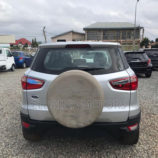 Ford Ecosport 2016 Silver · Photo 2