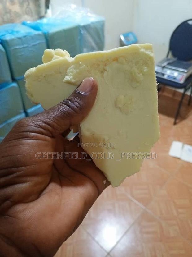 Raw Cocoa Butter Per Tonnes · Photo 1