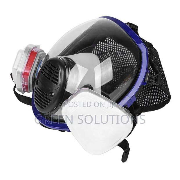 Full Face Respirator With Multi Gas Filters · Photo 2