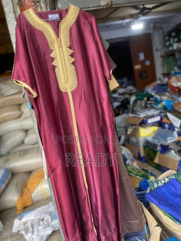 Quality Morrocan Jalabiya (Lines) · Photo 1