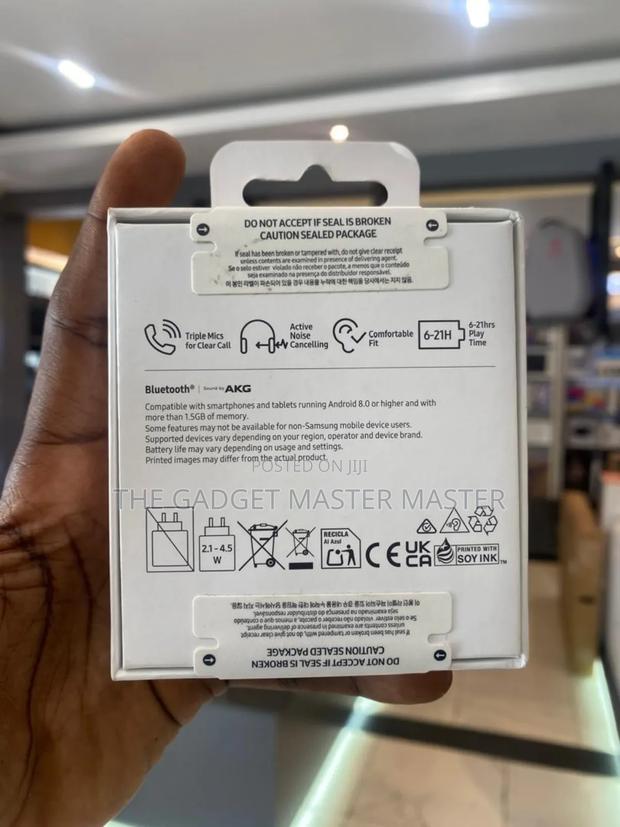 Samsung Galaxy Buds Fe · Photo 3