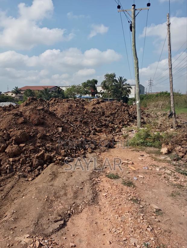 2 Plots Facing the Motto Way Close to Klagon Under Bridge for Sale · Photo 2
