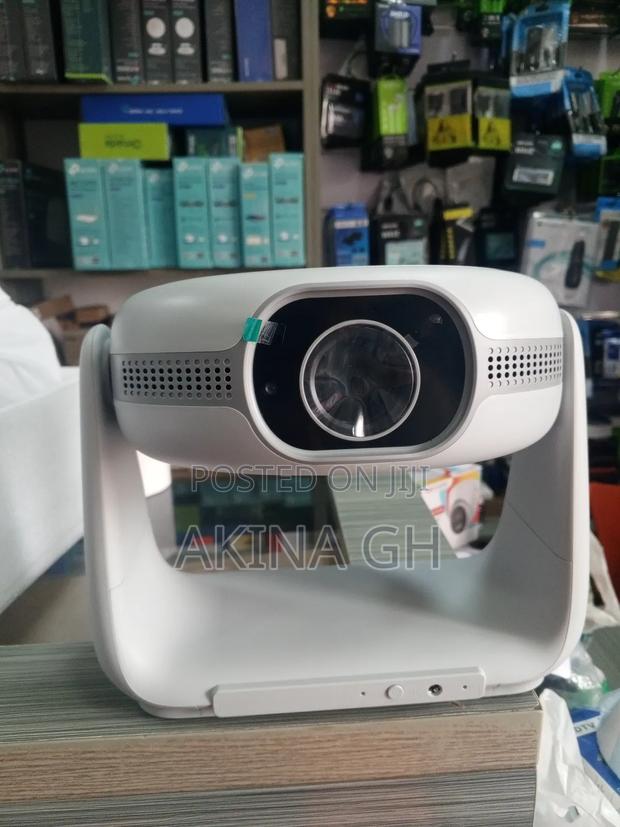 Smart Android Portable Projector Rechargeable · Photo 2