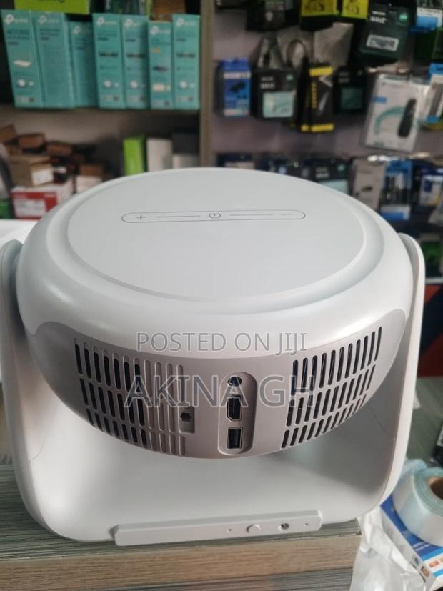 Smart Android Portable Projector Rechargeable · Photo 3