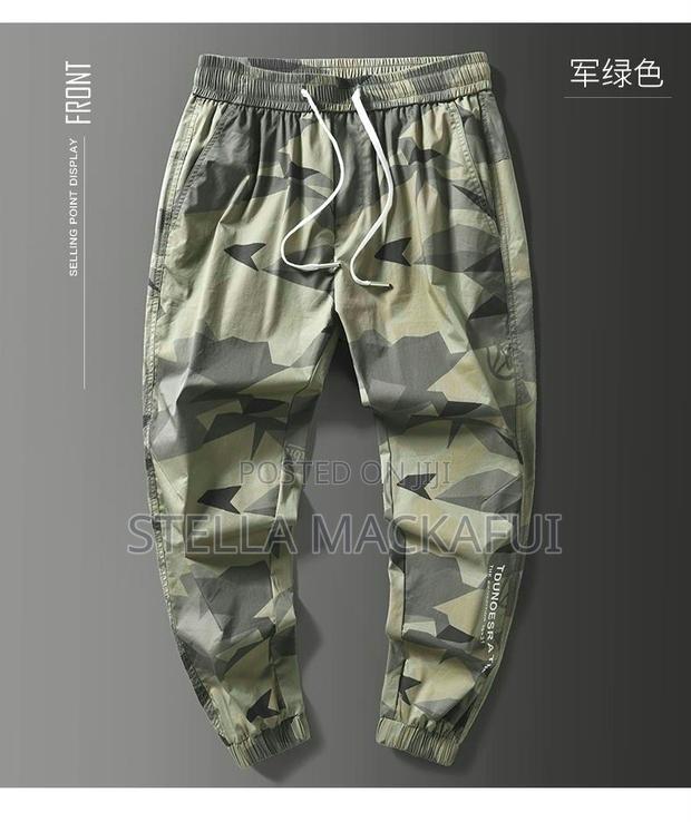 Camo Trousers for Children 10yrs -16yrs Only · Photo 1