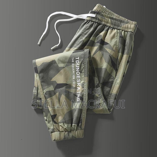Camo Trousers for Children 10yrs -16yrs Only · Photo 2