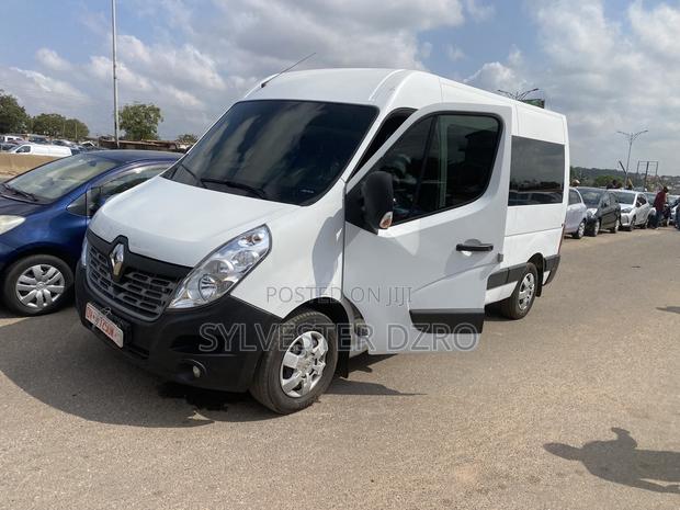 Renault Master 2020 White · Photo 1
