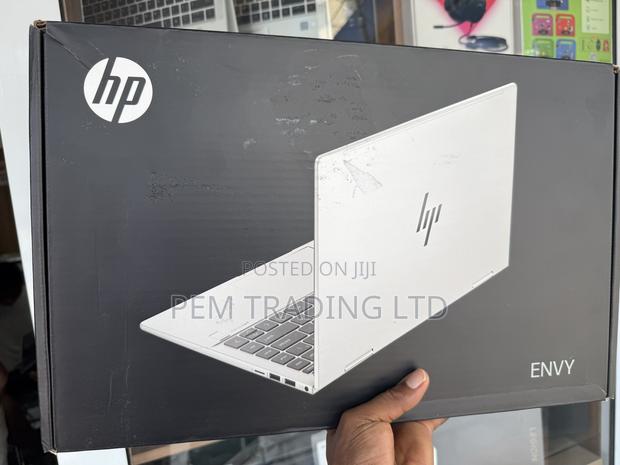 New Laptop HP Envy X360 8GB Intel Core 5 SSD 512GB · Photo 3