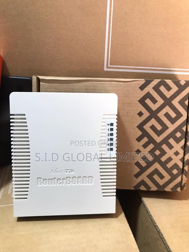 Mikrotik Rb951 Router For Soho & Smes · Photo 1