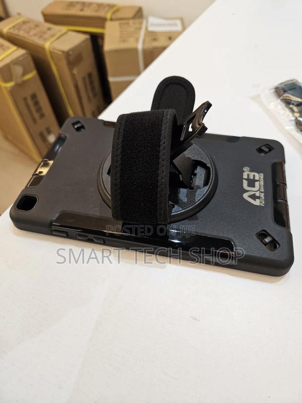 High Quality 360 Rotating Tablet Case With Strap and S Pen Holder · Photo 2