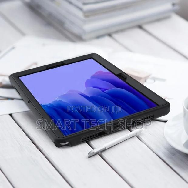 High Quality 360 Rotating Tablet Case With Strap and S Pen Holder · Photo 6