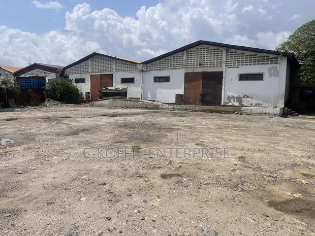 1300 SQM Warehouse at Abelemkpe for Rent · Photo 3