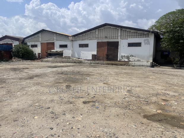 1300 SQM Warehouse at Abelemkpe for Rent · Photo 1