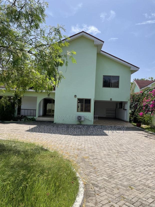 5bdrm House in Unique Key Agency, Cantonments for rent · Photo 1