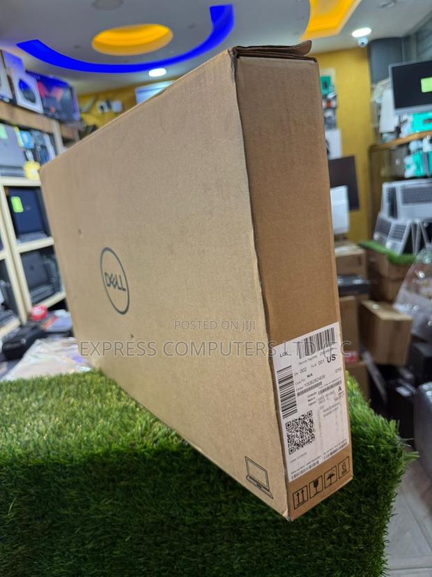 New Laptop Dell G15 5535 32GB Intel Core I7 SSD 1T · Photo 3