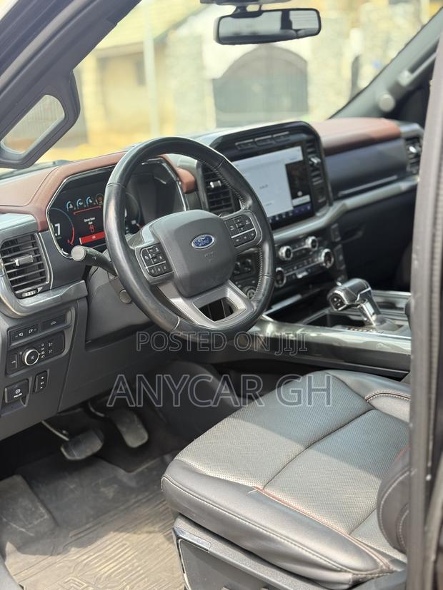 Ford F-150 LARIAT 2023 Black · Photo 5