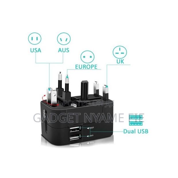 International Universal Travel Adapter (With 2 Usb Ports) · Photo 4