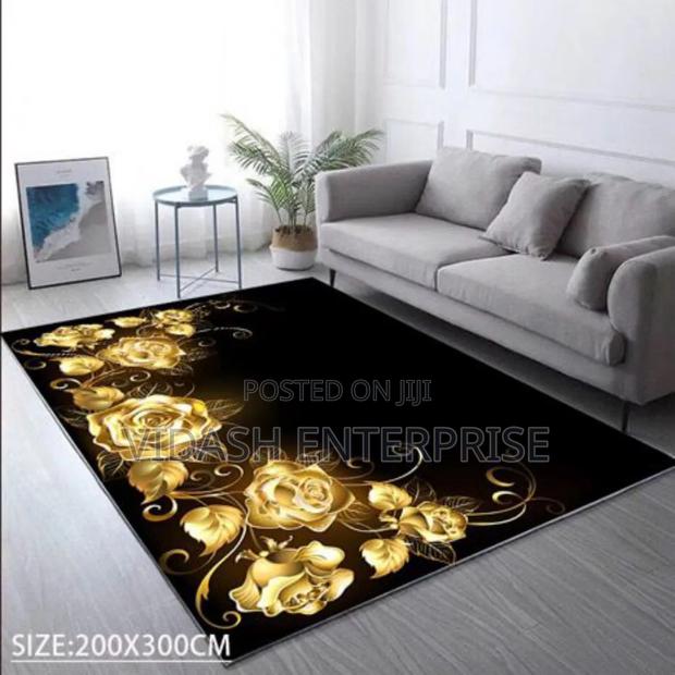 Transform Your Space. Size 200/300cm · Photo 1