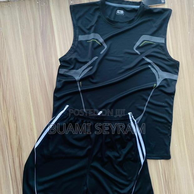 Sleeveless Jerseys · Photo 2