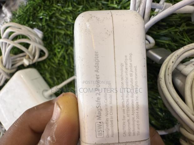 Apple Original 85watts Magsafe 2 Home Used Chargers From Uk · Photo 3