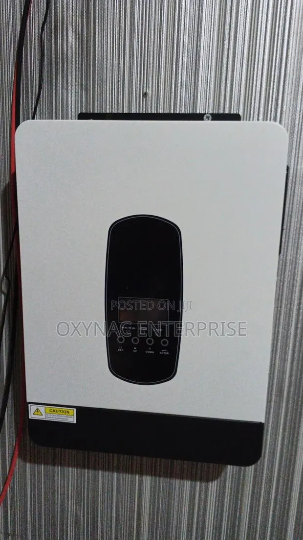 2.2kw 12v Hybrid Inverter · Photo 1