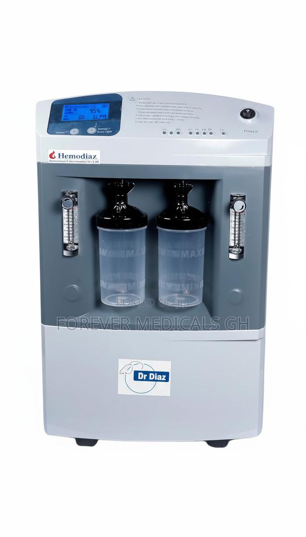 Oxygen Concentrator 2 Bottles 5litres · Photo 1