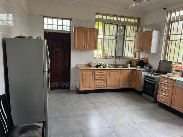 3bdrm House in Tema Com10 for rent · Photo 8