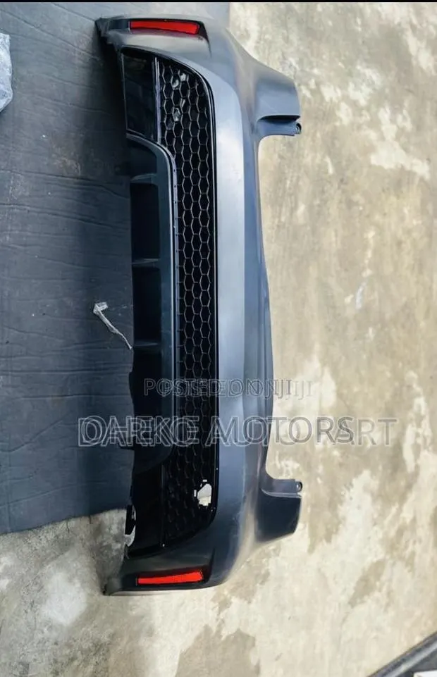 Toyota Corolla 2020-2024 Back Bumper Complete Available · Photo 1