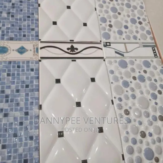 Spanish Wall Tiles · Photo 1