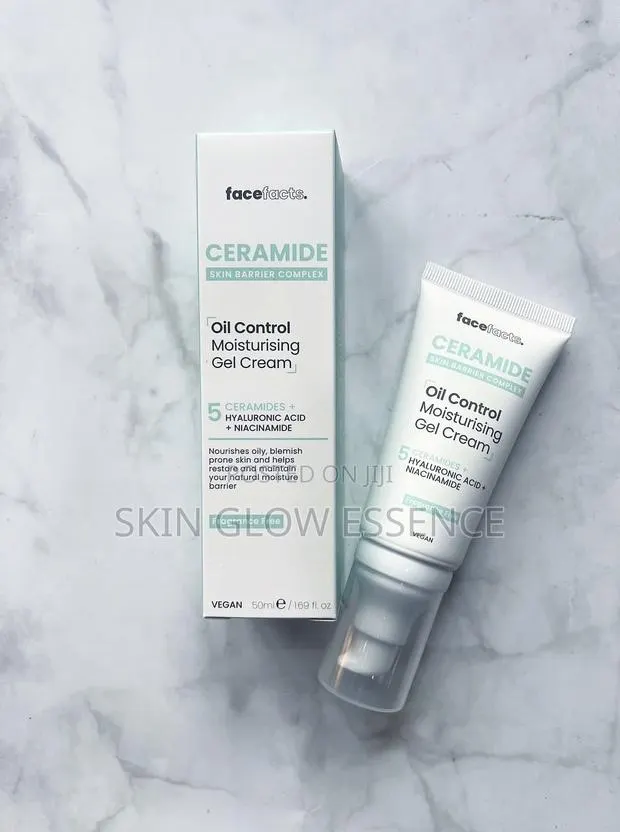 Face Facts Oil Control Moisturizer · Photo 1